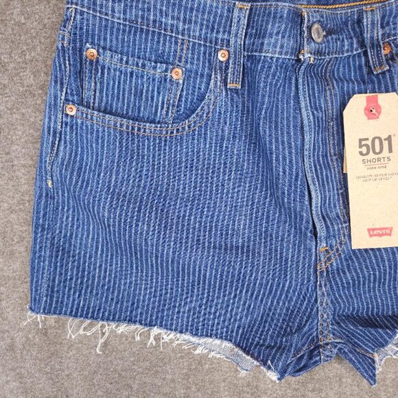 NWT Levi's 501 Striped Denim Button Fly Shorts Size 32 Waist - Picture 2 of 14